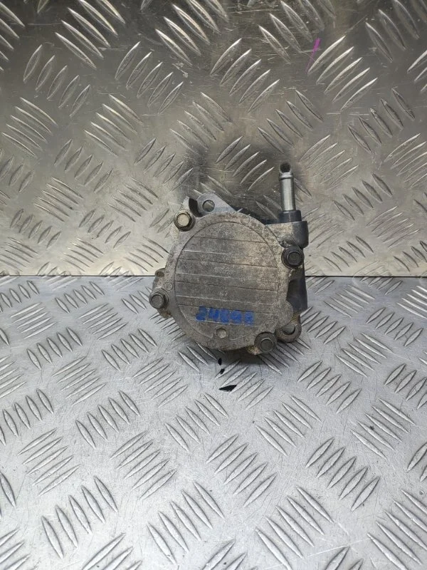 Вакуумный насос Mitsubishi L200 Pajero Sport 2020A031 KK/KL 4N15