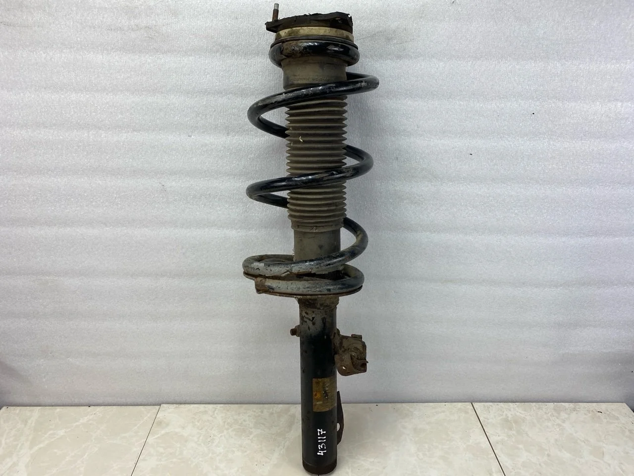 Амортизатор Ford Transit 2013 6C1118045KG 2.2 CYFB, передний правый