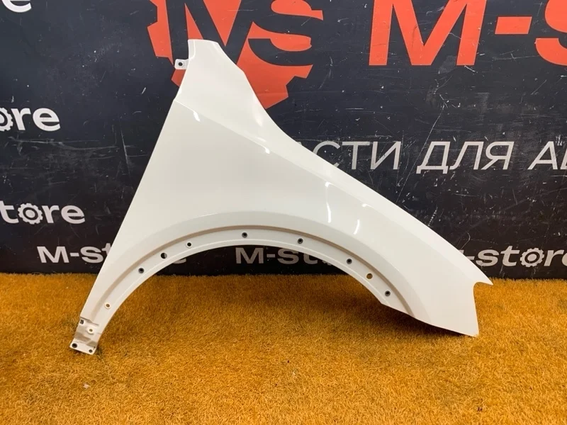 Крыло Audi Q3 2012 8U0821106 8U CPSA, переднее правое