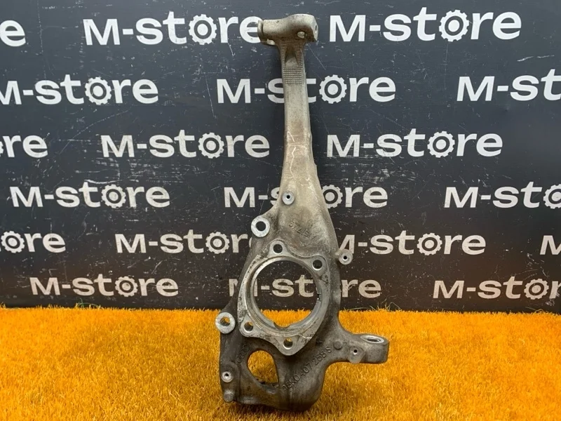 Кулак поворотный Audi A5 2010 8K0407254AA 8T CDN, передний правый