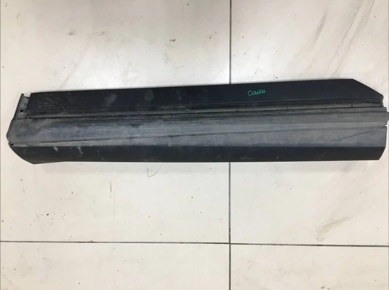 Молдинг двери задний левый Lexus RX350