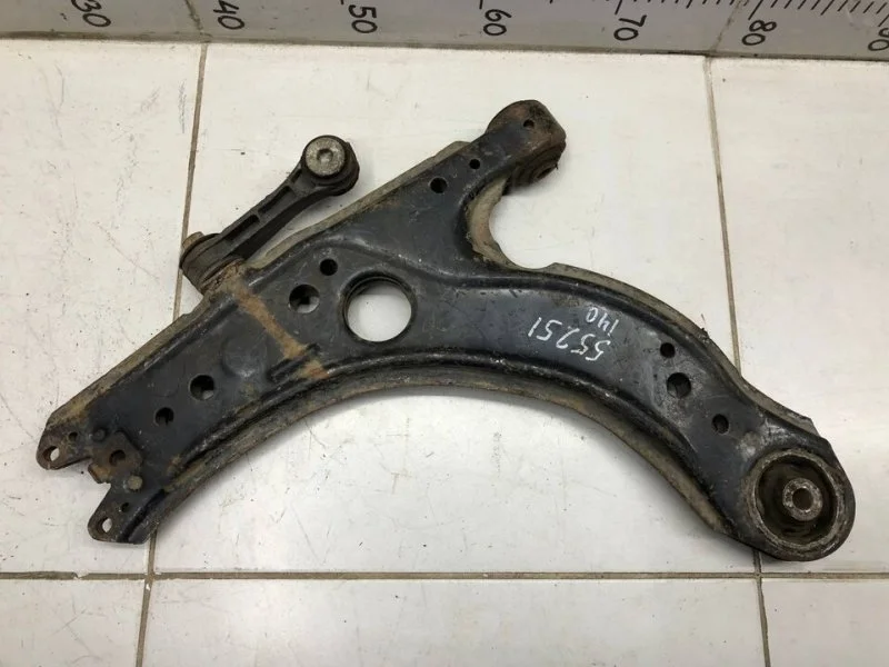 Рычаг подвески передний Skoda Octavia A4 1U