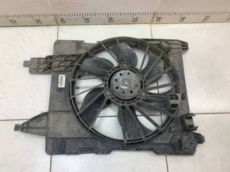 Вентилятор радиатора Renault Scenic 2