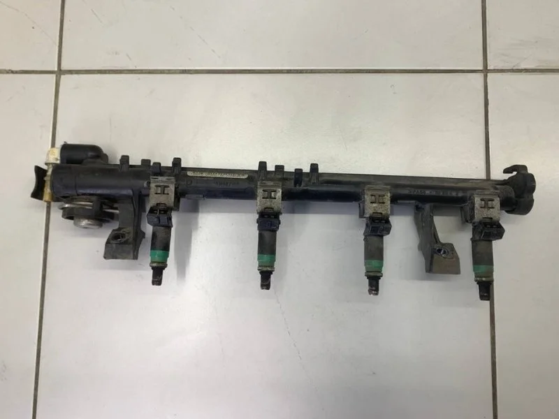 Рейка топливная (рампа) Ford Focus 2 2007