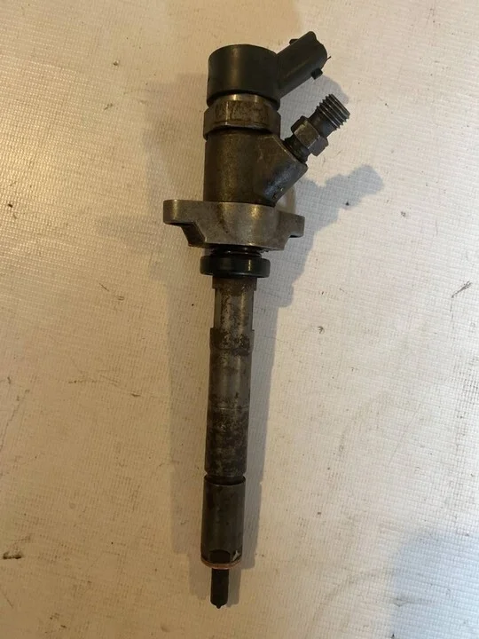 Форсунка дизельная электрическая Citroen C5 1