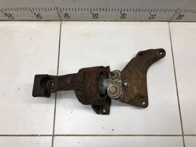 Опора КПП левая Chevrolet Lacetti