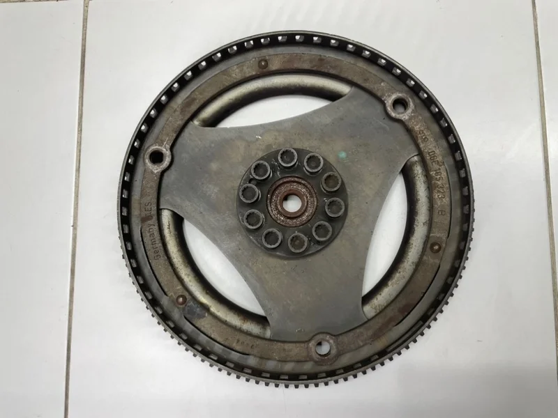 Маховик Audi A6 C6 4F2 СЕДАН AUK 3.2 БЕНЗИН 2006