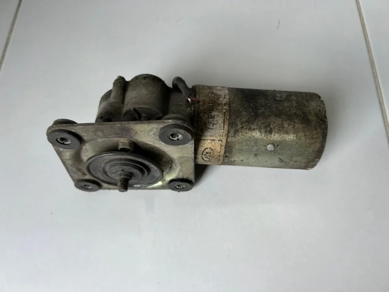 Моторчик стеклоочистителя Chevrolet Lanos СЕДАН