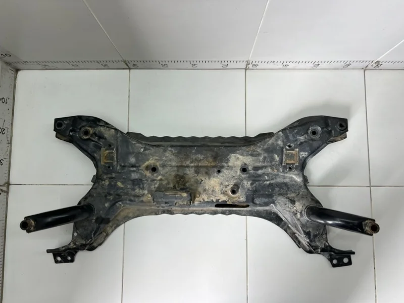 Балка подмоторная Mitsubishi Outlander 3 GF