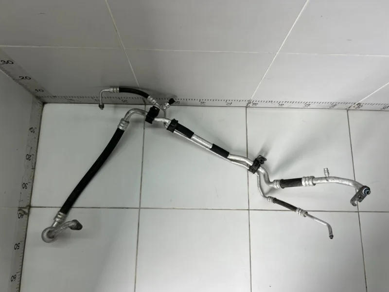 Трубка кондиционера Hyundai Solaris 1