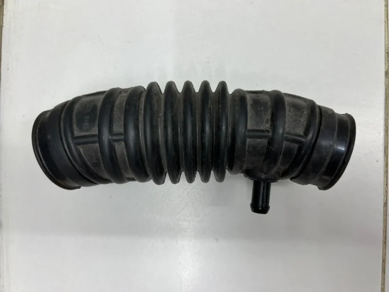 Патрубок воздушного фильтра Chevrolet Lanos СЕДАН