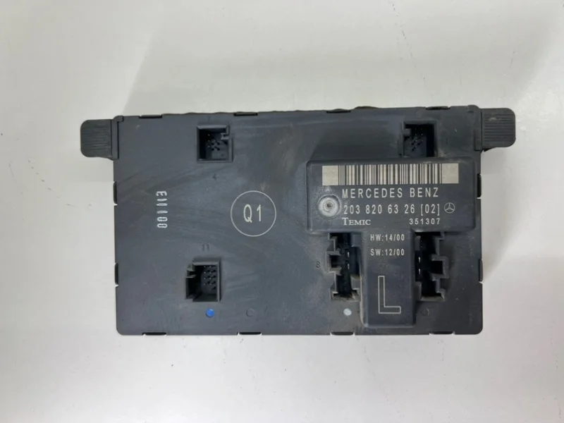 Блок управления двери передний левый Mercedes-Benz