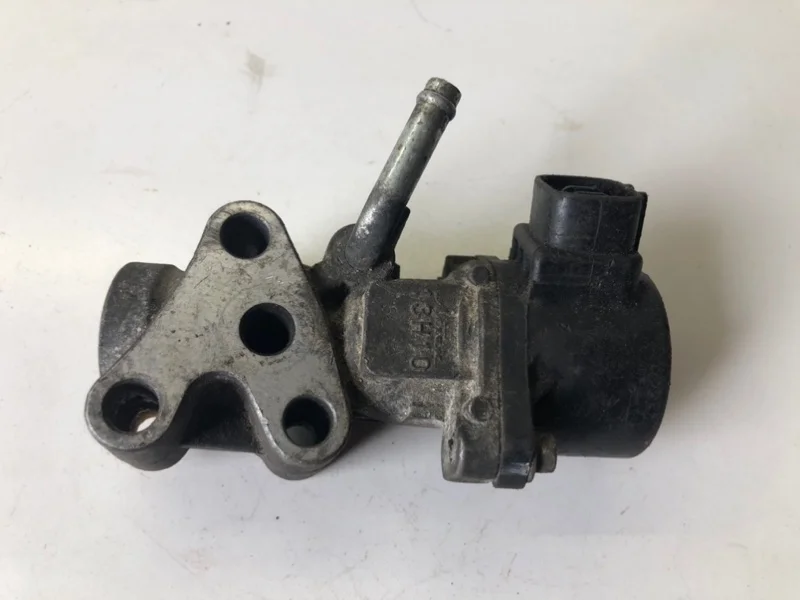 Клапан рециркуляции выхлопных газов Toyota Yaris