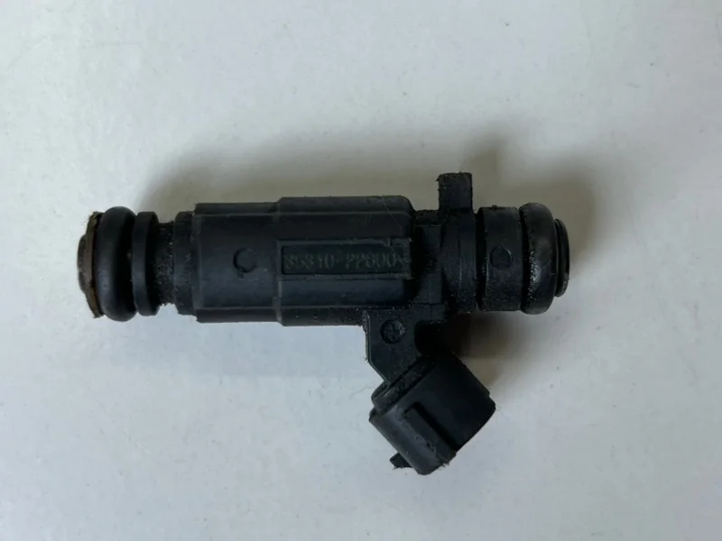 Форсунка топливная Hyundai Accent 2 G4EC