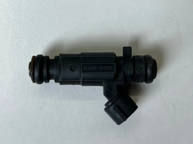 Форсунка топливная Hyundai Accent 2 G4EC