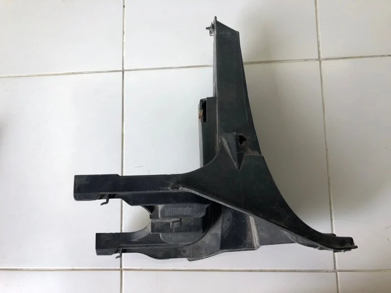 Кронштейн крыла передний правый BMW X5 E70 2007