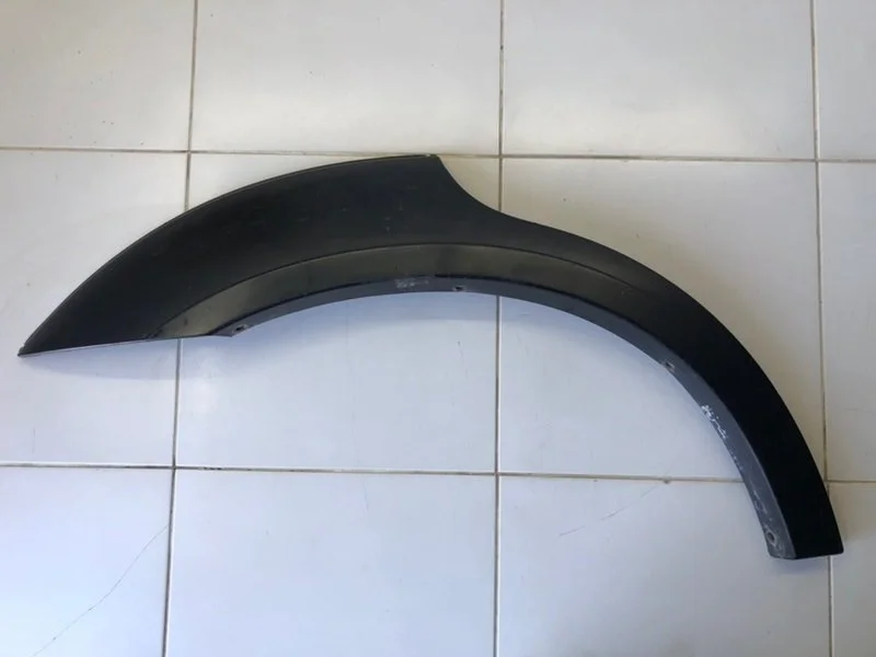 Накладка на крыло задняя правая SsangYong Rexton 2