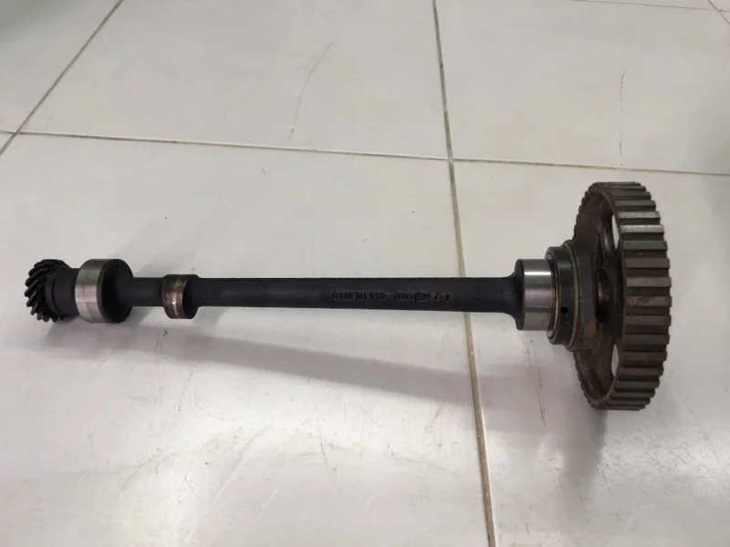 Вал масляного насоса Volkswagen Passat B3 RP 1.8