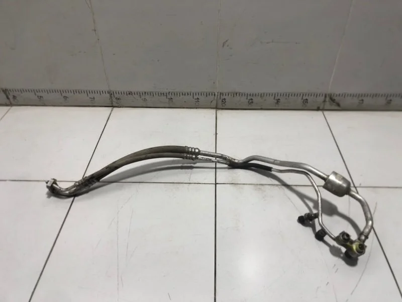 Трубка кондиционера Opel Corsa D ХЭТЧБЕК (3ДВ)