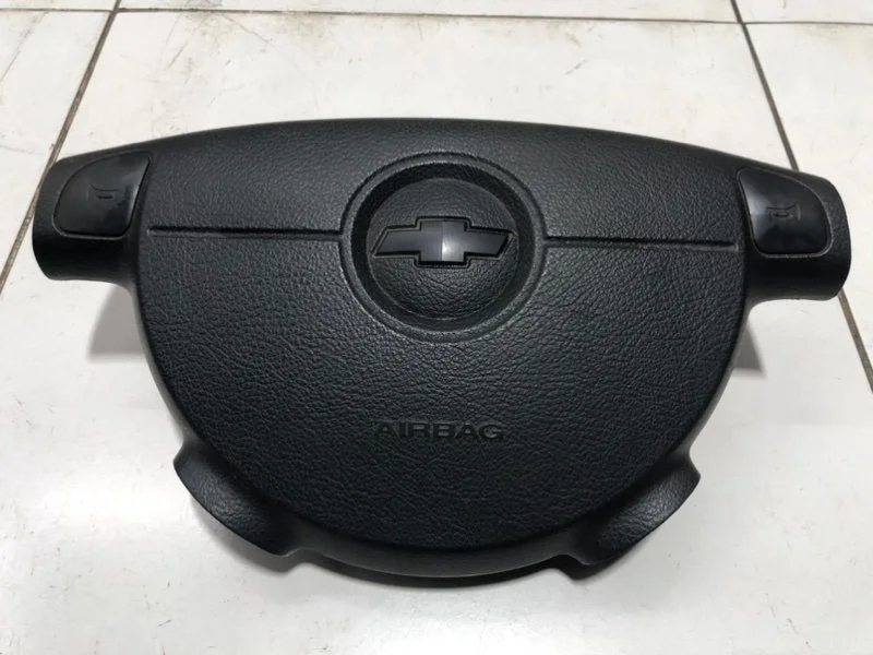 Подушка безопасности в рулевое колесо Chevrolet