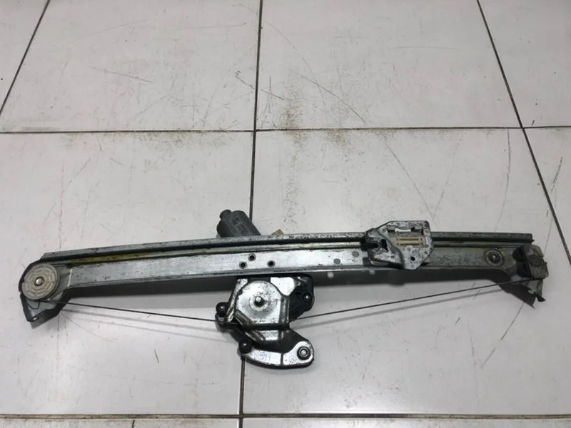 Стеклоподъемник элект. задний левый BMW X5 E53