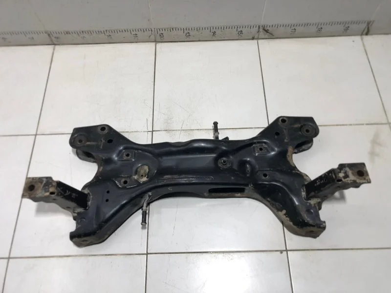 Балка подмоторная передняя Skoda Fabia 2 5J2