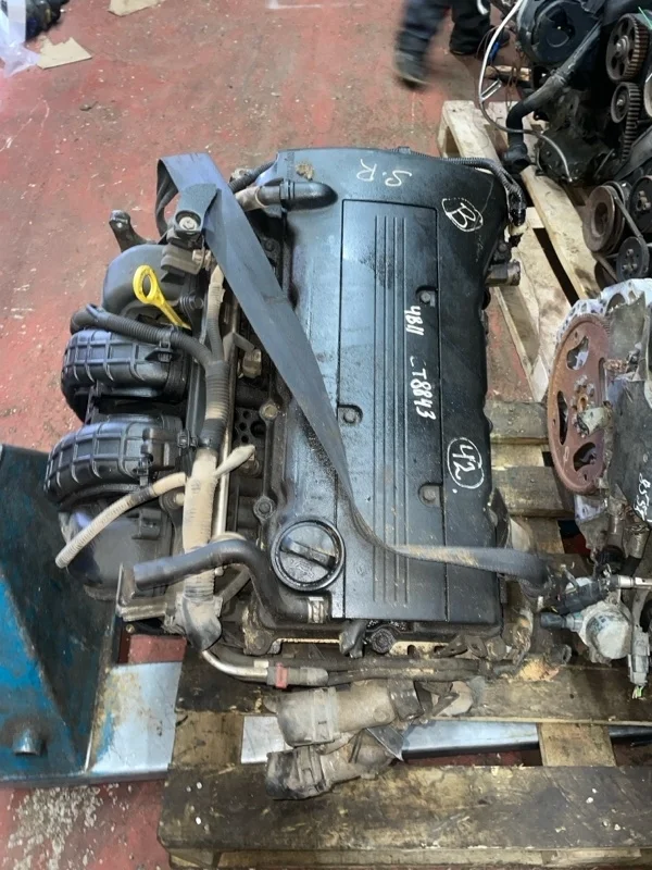 Двигатель Mitsubishi 2.0