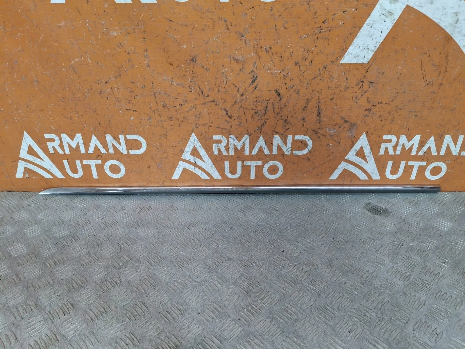 Молдинг двери Mercedes -Class Maybach 2014-2021 X222