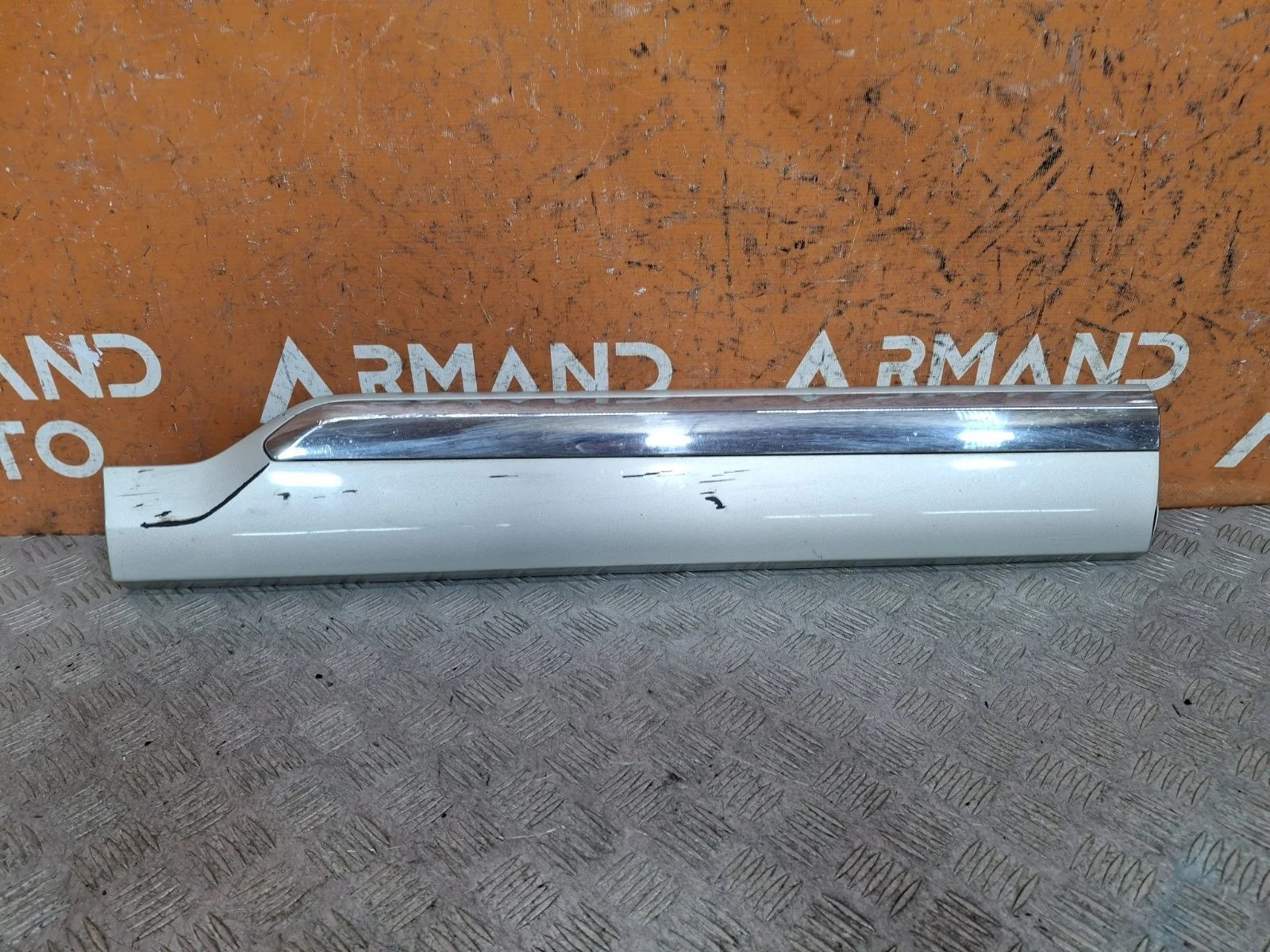 Молдинг двери Volvo XC90 2014-нв