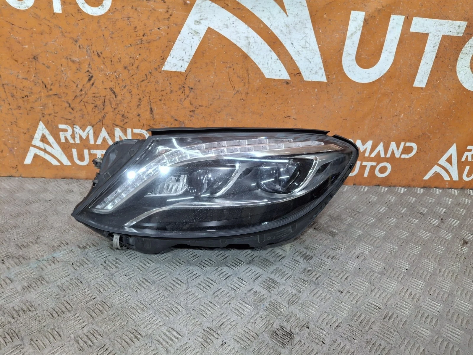 Фара Mercedes -Class 2013-2017 W222