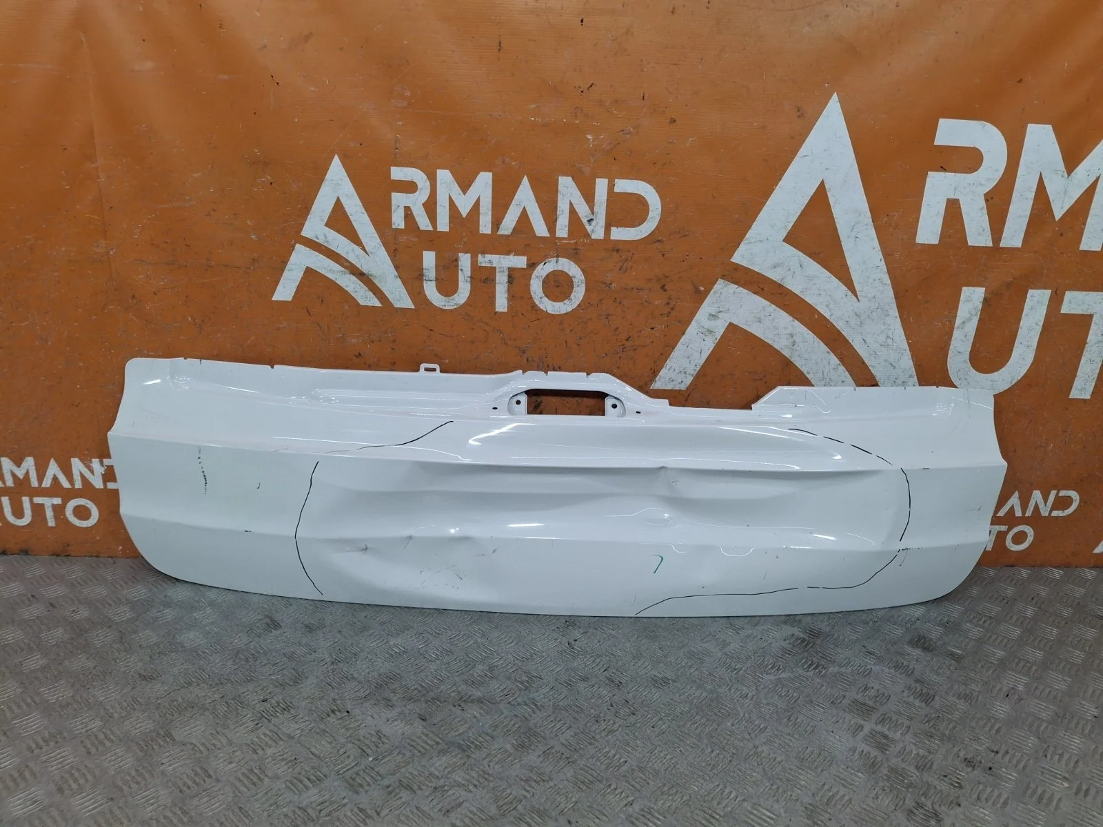 Борт откидной BMW X5 2013-2018 F15