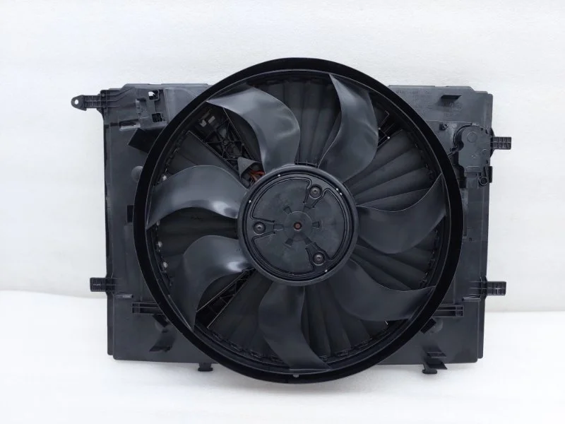 Вентилятор радиатора Mercedes-Benz GLC-Class 2015 W253