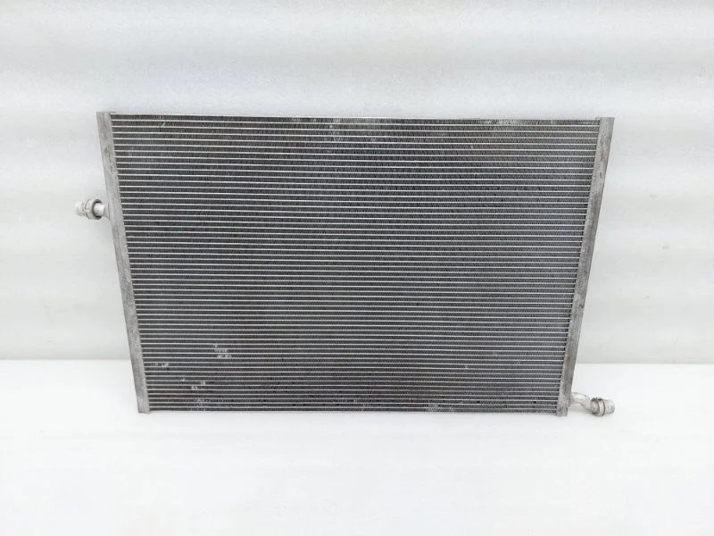 Радиатор дополнительный системы охлаждения Mercedes-Benz GLC-Class 2015 W253