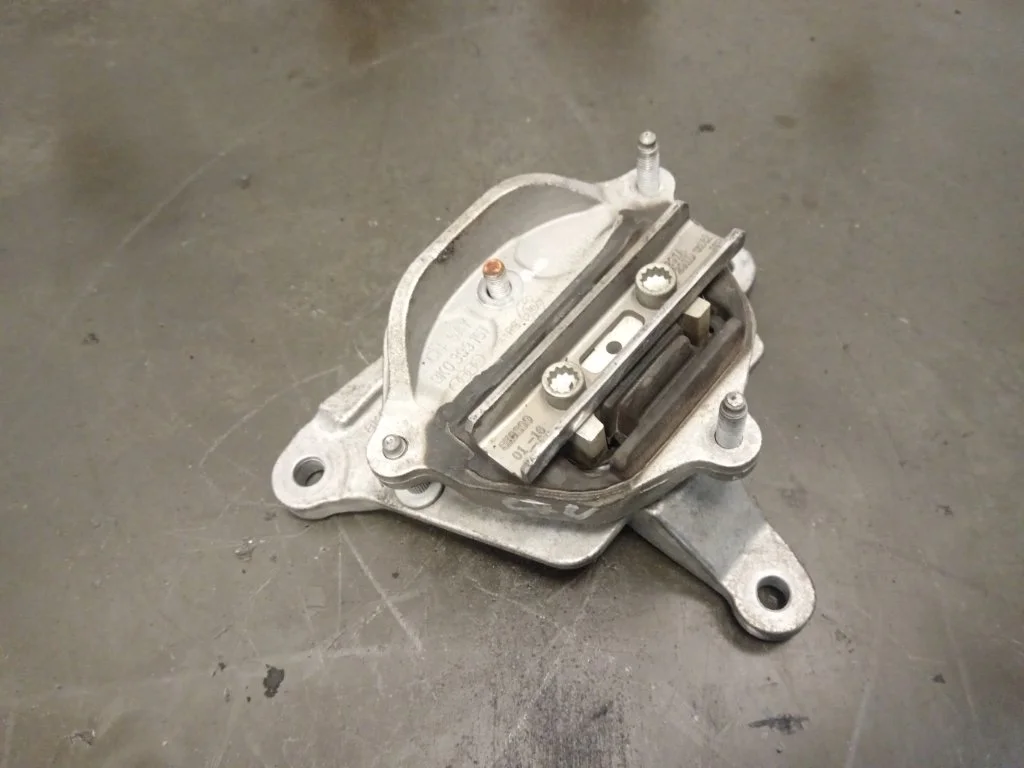 Подушка акпп Audi SQ5 2016 8R