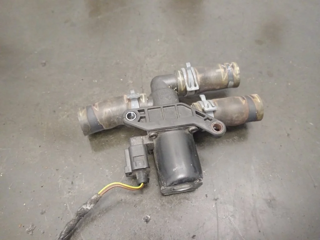 Клапан электромагнитный Audi Q7 2012 4L