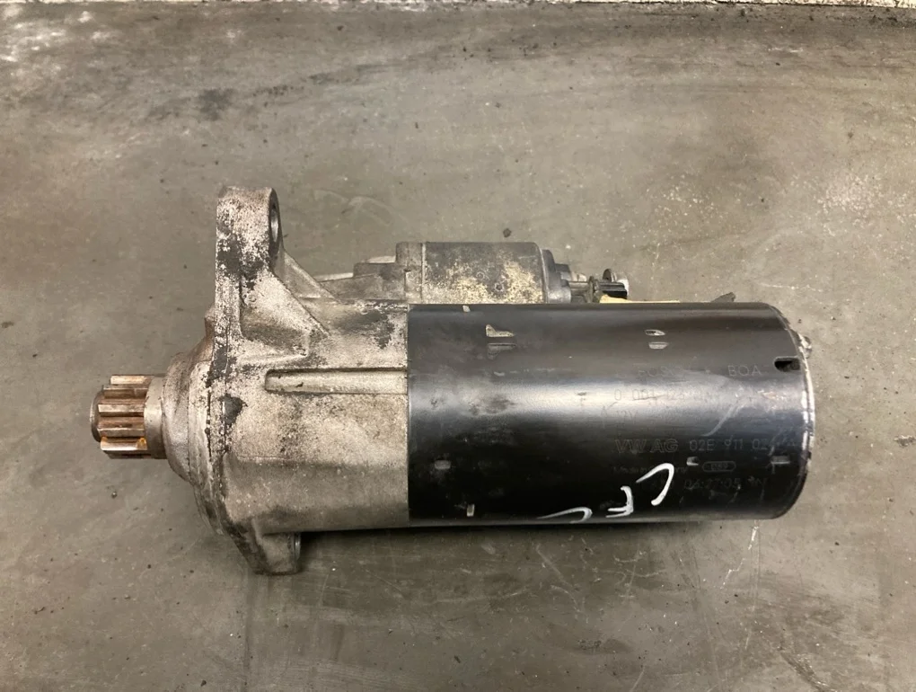 Стартер Volkswagen Transporter 2008 T5