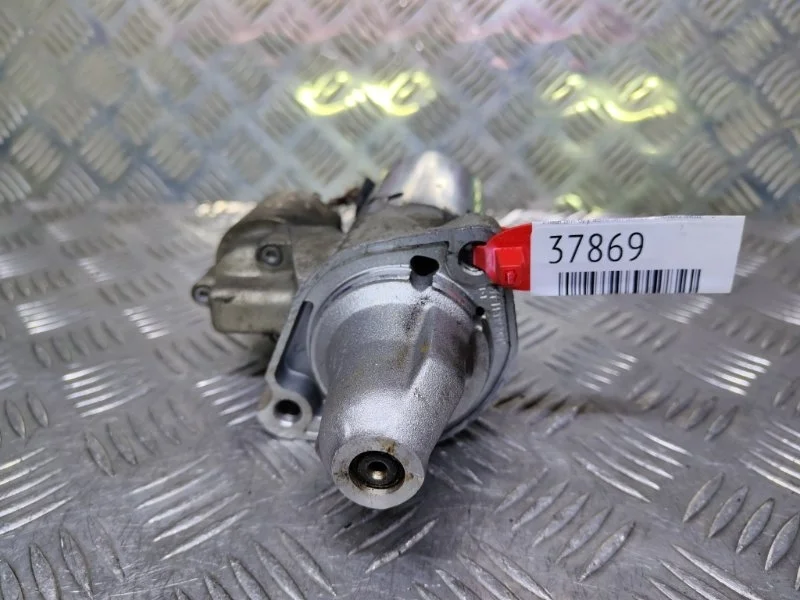 Стартер Mercedes-Benz