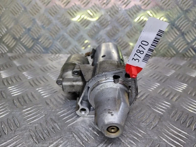 Стартер Mercedes-Benz