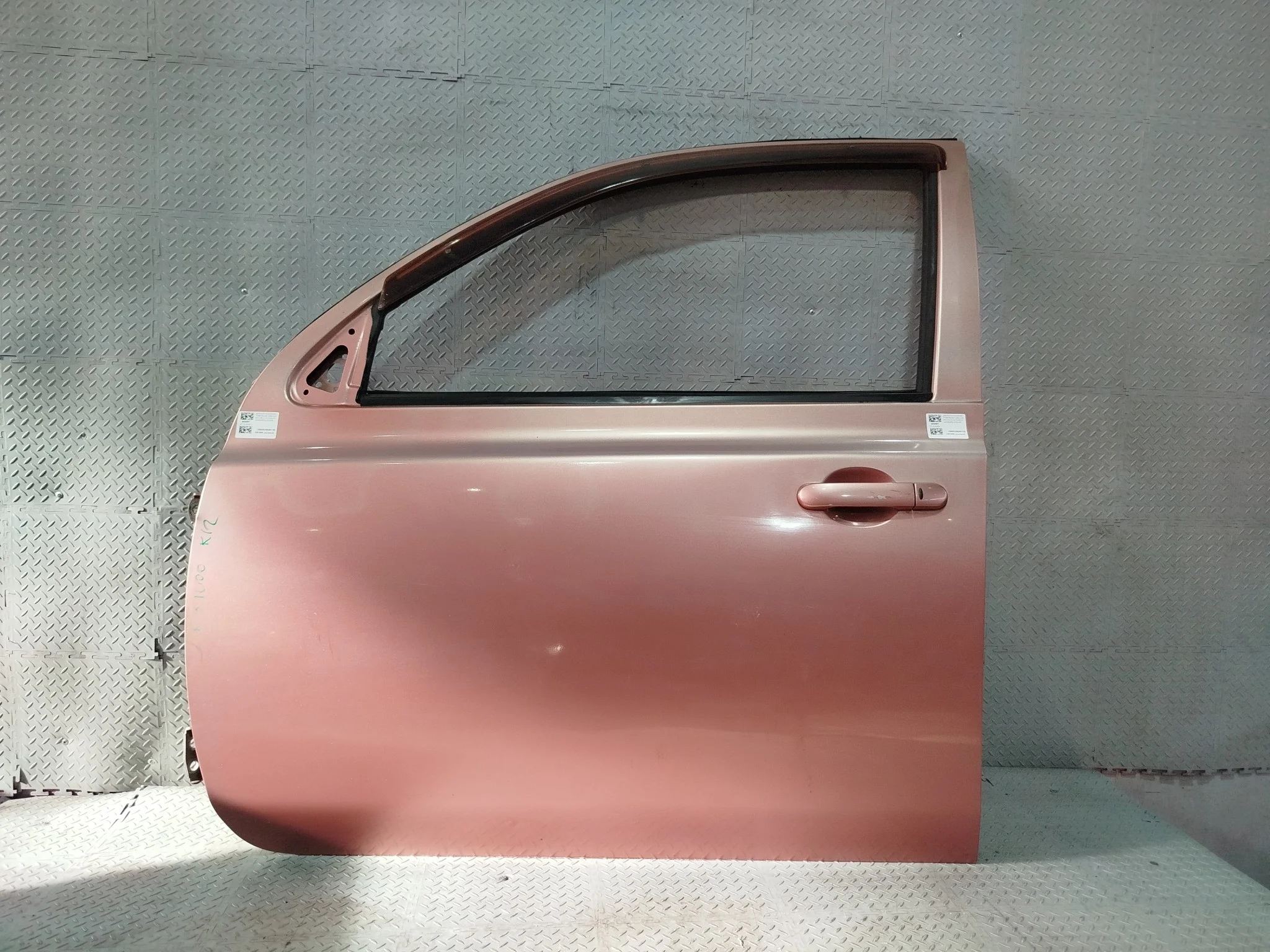 ДВЕРЬ NISSAN MARCH MICRA AK12 BK12 BNK12 K12 YK12 H0101AX0MM ПЕРЕДНЯЯ ЛЕВАЯ 5 DOOR розовый, FQ40 KB1000