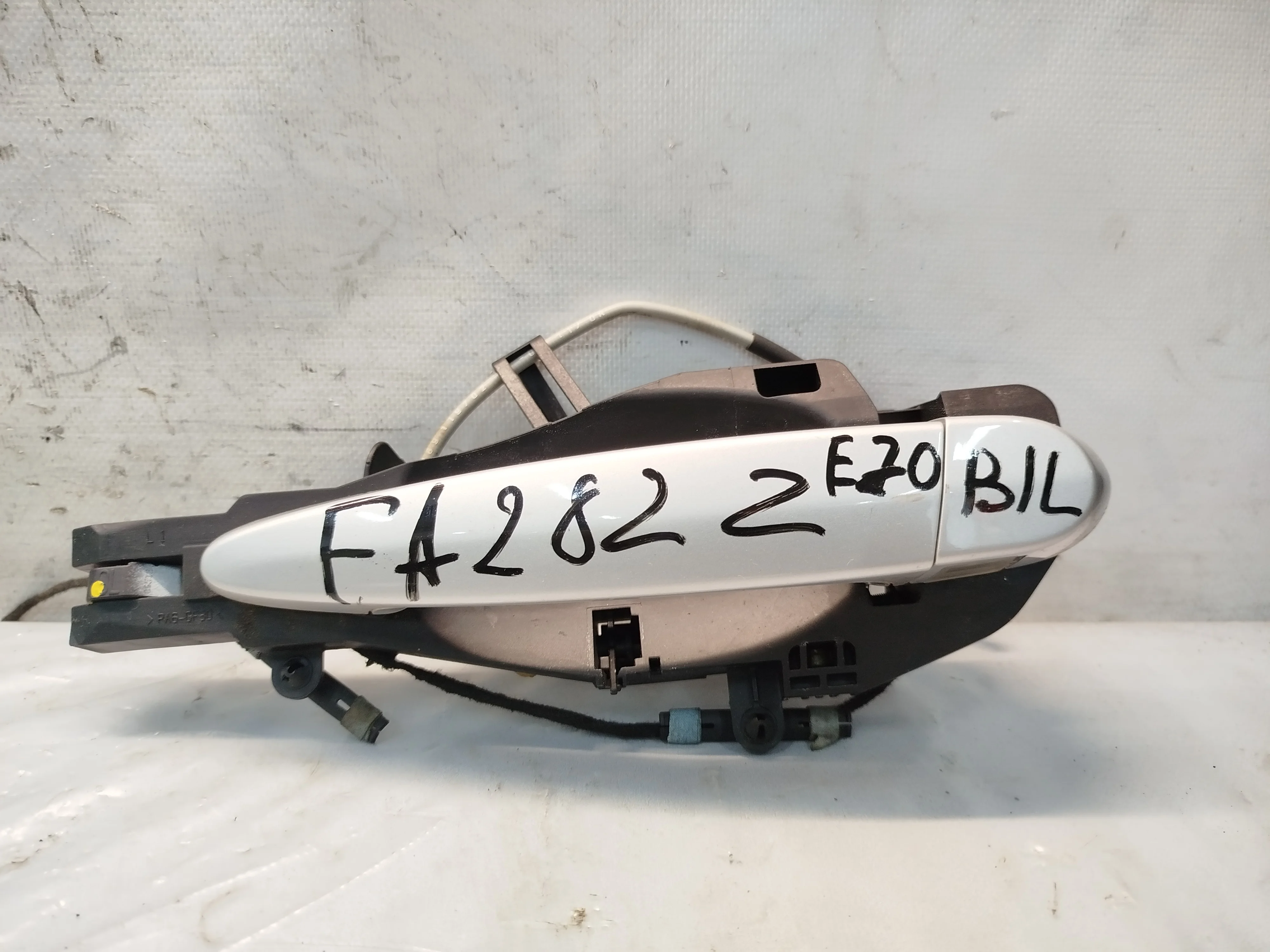 РУЧКА ДВЕРИ ВНЕШНЯЯ BMW X3 X4 X5 X6 E70 E71 F25 F26 ПЕРЕДНЯЯ ЗАДНЯЯ ЛЕВАЯ 51217207561 серебро FA282Z