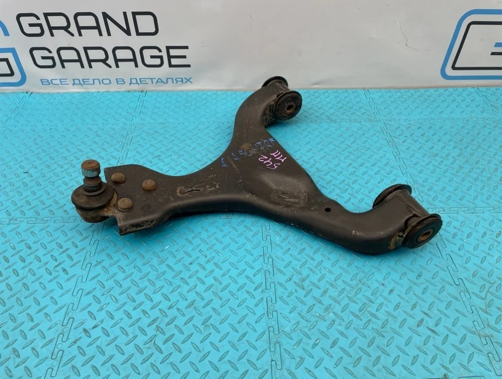 Рычаг Mercedes-Benz V-Class 2010 A6393300910 W639 272.978 3.5, передний правый