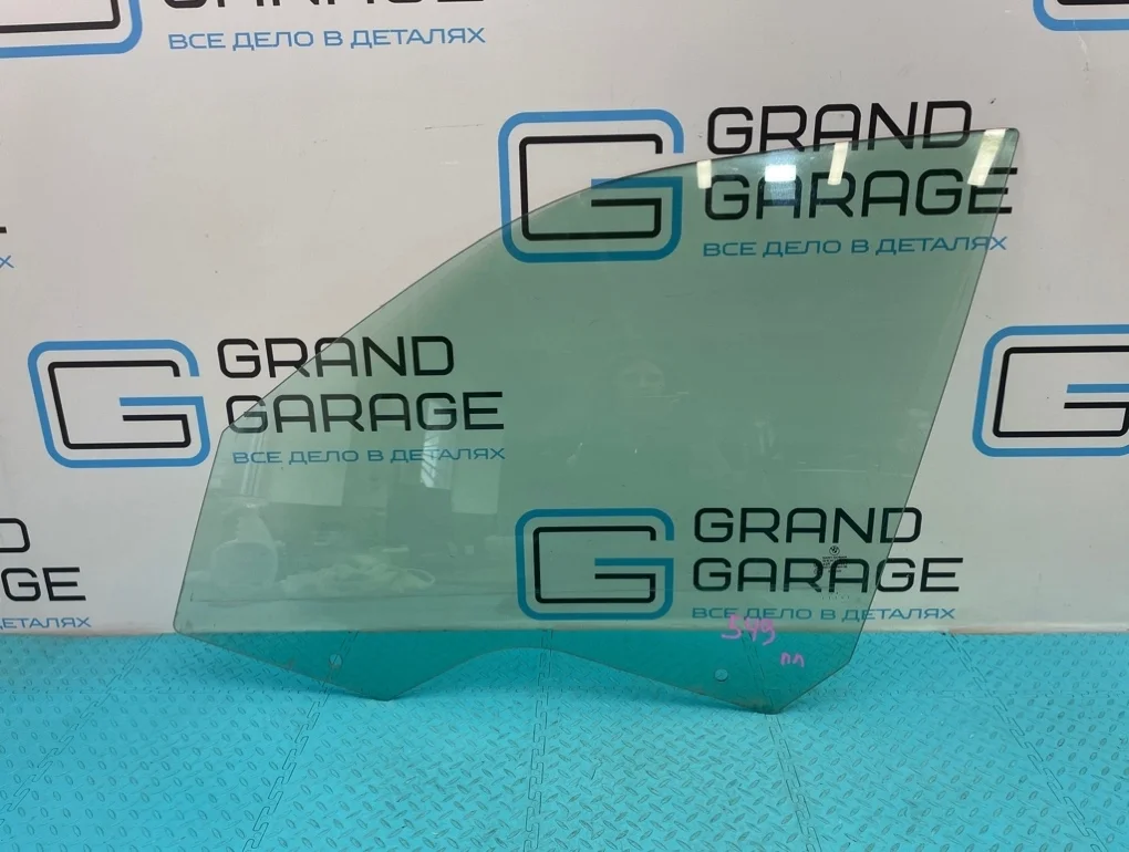 Стекло Bmw X3 2007 51333332309 E83 N52B25A 2.5, переднее левое