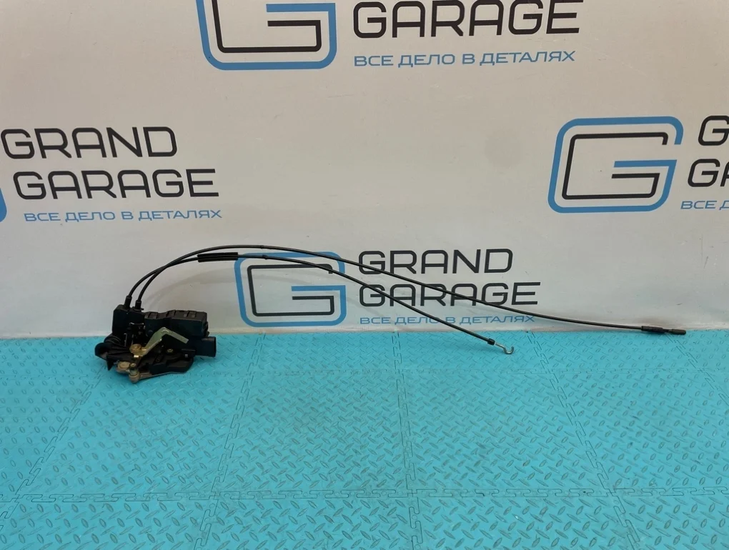 Замок двери Mercedes-Benz Ml-Class 2002 A1637302635 W163 112.942 3.2, задний правый