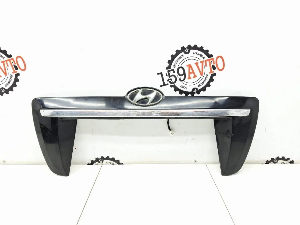 Накладка двери багажника Hyundai Tucson 1 2008 JM