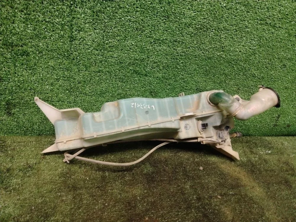 Бачок омывателя Lexus Lx570 2008 8535560180 URJ201 3URFE