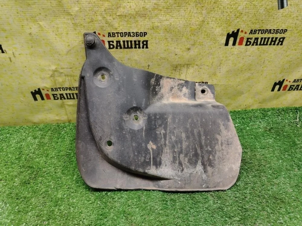 Брызговик Lexus Lx570 2008 7662160160 URJ201 3URFE, передний правый