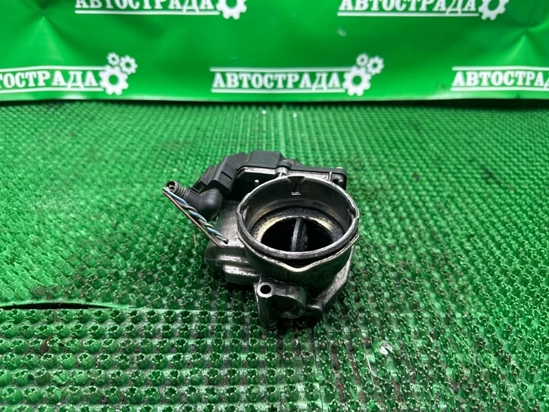 Дроссельная заслонка Volkswagen 03G128063G