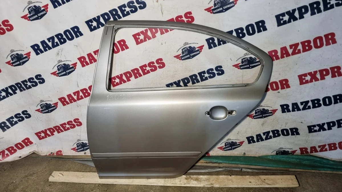 Дверь задняя левая Skoda Octavia (A5) II рестайлинг (2008–2013)  2010