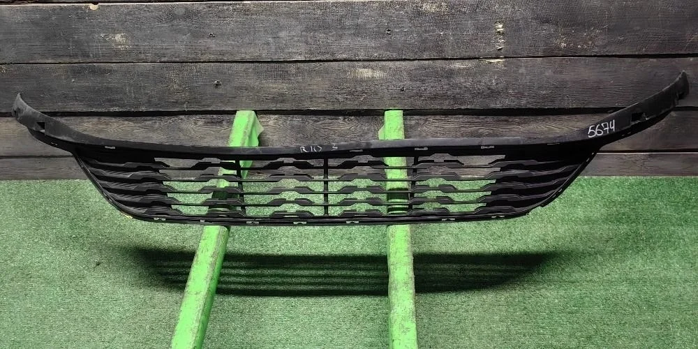 Решетка в бампер Kia Rio III