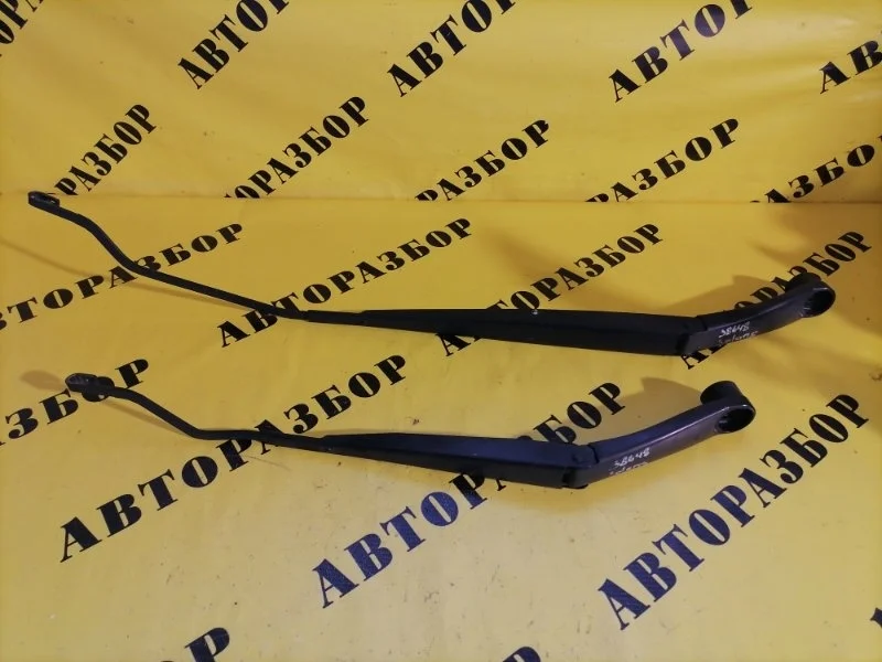 Поводок стеклоочистителя (дворников) Hyundai Solaris 2010-2017 2014 983104Y000 СЕДАН 1.6 G4FC 123 Л/С